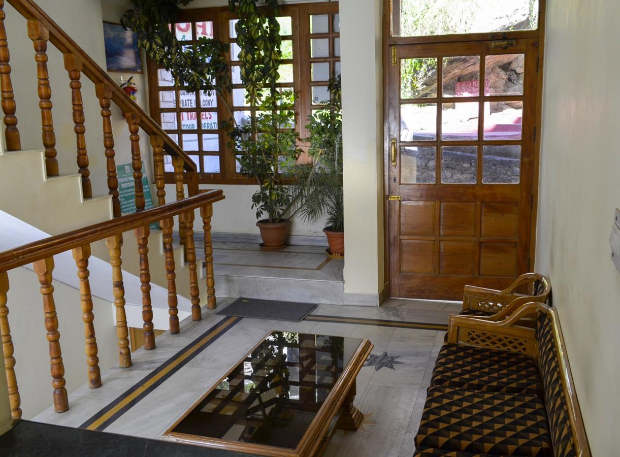 Hotel Arohi Vashist Екстер'єр фото
