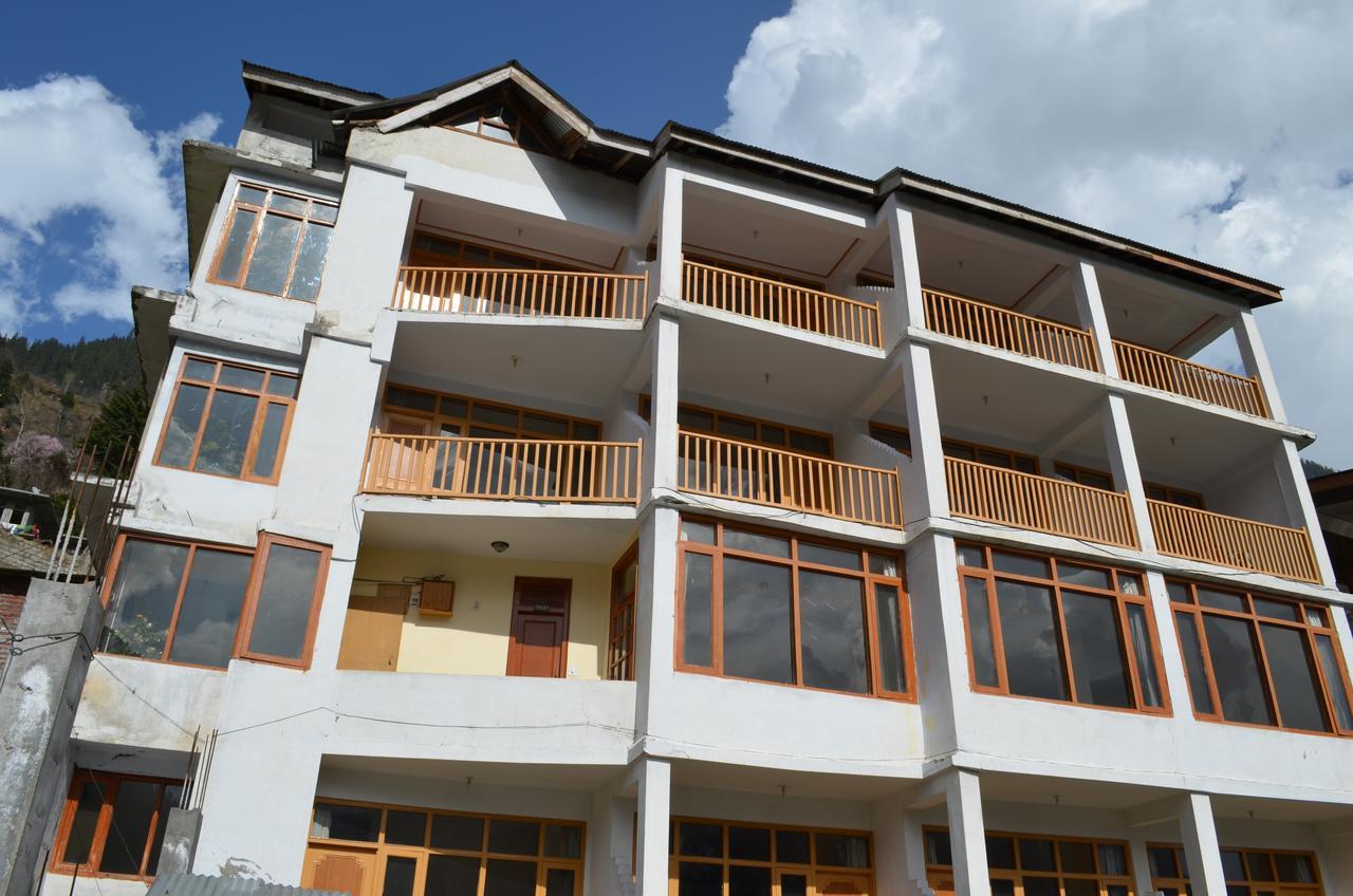 Hotel Arohi Vashist Екстер'єр фото